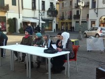 Vicenza - Iniziativa in risposta alla circolare della Donazzan