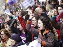 Madrid - In piazza di nuovo la marea viola per l'aborto libero 