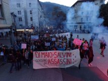Trento - Centinaia in marcia contro Salvini