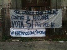 Napoli - La città festeggia la vittoria del Referendum!