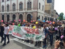 Trento - Studenti mobilitati contro la Buona Scuola