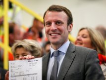 Il governo Macron vuole controllare l'informazione