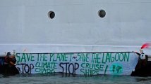 Venezia - Angry animals against Climate Chaos