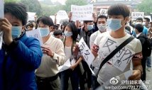 Cinesi in rivolta contro lo sfascio ambientale