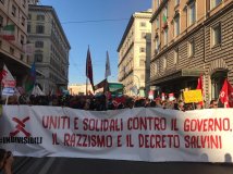 Indivisibili - In migliaia invadono Roma contro il Governo e il dl Salvini