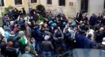 Vicenza - Foto contestazione visita di Berlusconi e Bossi