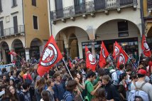 #10O Padova - Studenti in piazza contro Renzi e Bitonci