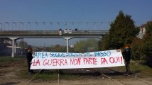 Vicenza- Blitz comunicativo contro i treni di guerra