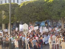 Tunisia - Contestazioni contro la legge di riconciliazione mentre si prepara il governo di “unità nazionale”