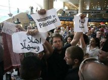 Benvenuti in palestina: compagnie aeree annullano centinaia di prenotazioni