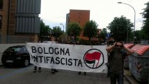 Bologna - Presidio itinerante contro Forza Nuova