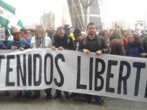 Madrid - Mobilitazione per libertà dei fermati della Marcia della dignità. Nel pomeriggio iniziano le scarcerazioni