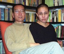 Cina - Il nobel a Liu Xiaobou: una benvenuta «oscenità»