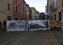 Vicenza libera dall'intolleranza; caricato il corteo antifascista