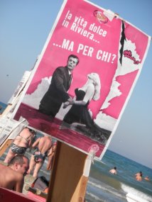 Rimini - No allo sfruttamento dei lavoratori stagionali e delle spiagge!