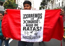 Perú: la lenta morte della politica