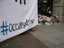 Padova - #occupyaltino. Striscione