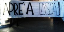 Trieste - Blitz degli studenti in Confindustria: APRE'A TASCA!