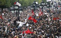 La Tunisia oggi, le voci degli attivisti