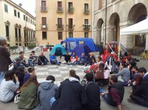 Vicenza- Accampada di ASC sotto la Prefettura con le famiglie di Noventa