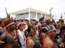 brasile protesta dei popoli indigeni 