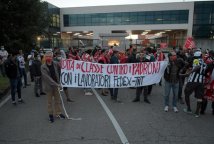 Gravissimo attacco ai lavoratori TNT FEDEX di Piacenza e al Si COBAS