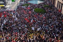 Milano - 15.000 in piazza contro Orbán & Salvini 
