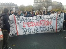 Francia - Papiers ou pas, éducation pour tous!
