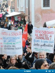 Venezia - lavoratori del Comune in piazza contro il Patto di Stabilità