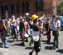 Roma - Azioni, blocchi e occupazioni contro il G8 della crisi