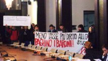 Milano - "Che paghino i baroni!" occupato il Cda