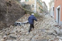 Voci dal cemento: Documentario indipendendente sul terremoto del 6 Aprile