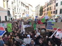 Fridays For Future - Piazze oceaniche per la giustizia climatica