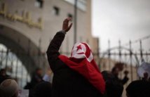 Tunisia - Il Governo non si dimetterà. Ennahda conferma l’indisponibilità ad accettare nuove elezioni. 