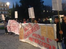 Ancona - Contro il razzismo restiamo umani!